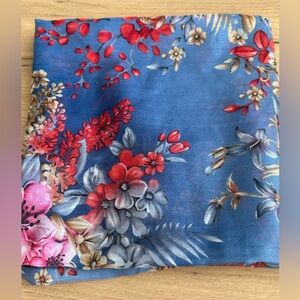Lightweight Blue Scarf with Red & Pink Flowers - EUC - Perfect for Spring
